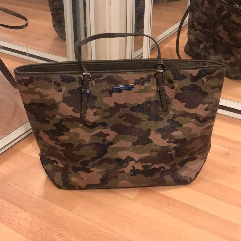 Nine west camo tote bag